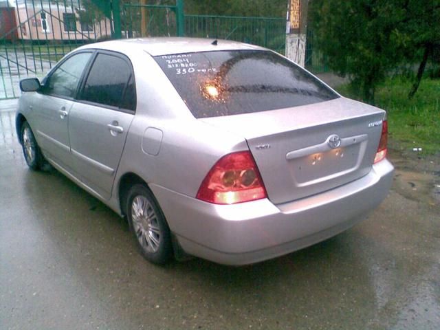 2004 Toyota Corolla