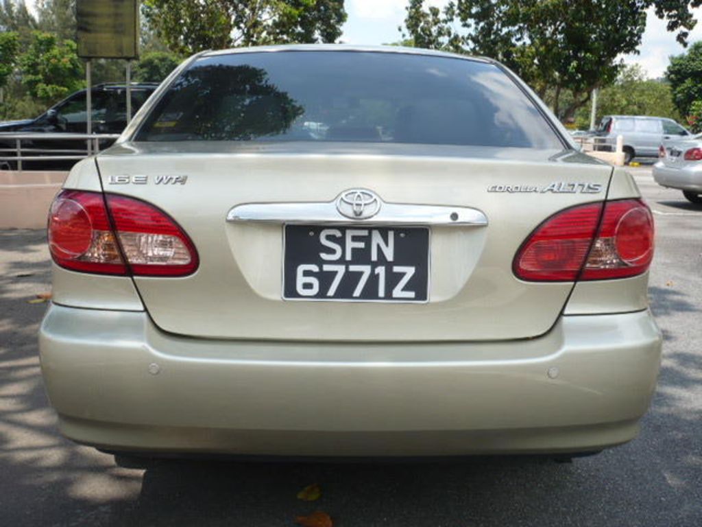 2004 Toyota Corolla