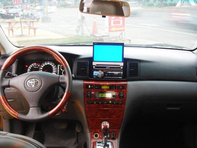 2004 Toyota Corolla
