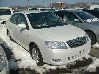 2004 Toyota Corolla Pics