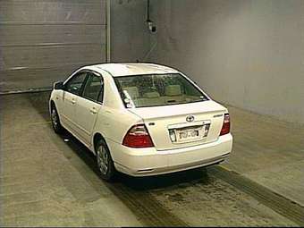 2004 Toyota Corolla Photos