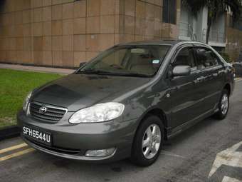 2004 Toyota Corolla Photos