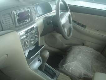 2004 Toyota Corolla Pics