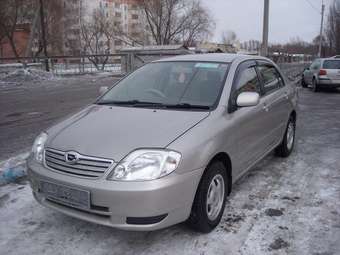 2004 Toyota Corolla Photos