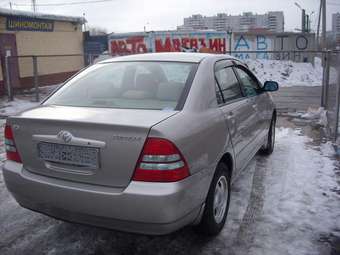 2004 Toyota Corolla Pictures
