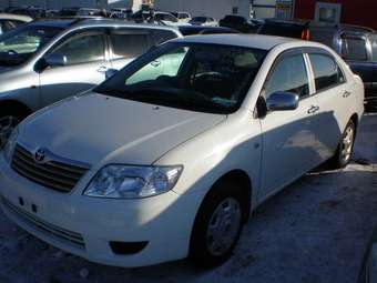 2004 Toyota Corolla Pics