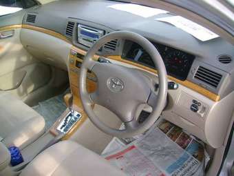 2004 Toyota Corolla Pictures