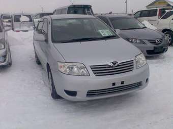 2004 Toyota Corolla Pictures