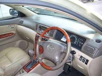 2004 Toyota Corolla Pictures