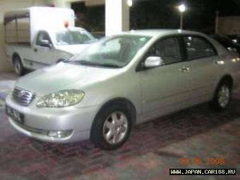 2004 Toyota Corolla Pictures