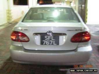 2004 Toyota Corolla Photos