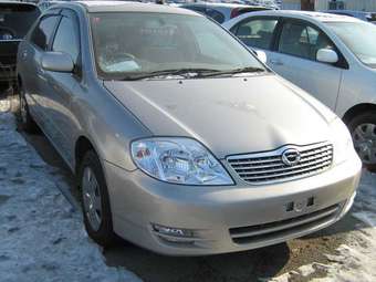 2004 Toyota Corolla Pictures