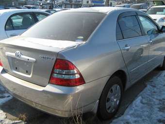 2004 Toyota Corolla Photos