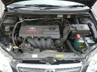 2004 Toyota Corolla Images
