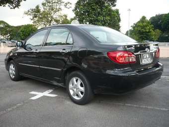 2004 Toyota Corolla Pictures
