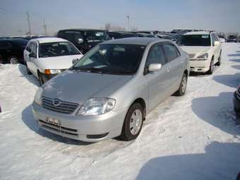 2004 Toyota Corolla Pictures