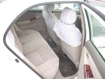 2004 Toyota Corolla Pictures
