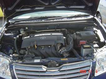 2004 Toyota Corolla Photos