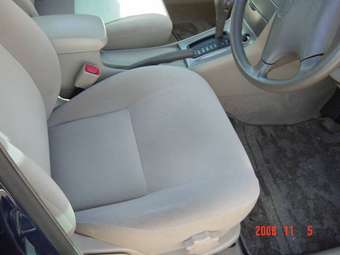 2004 Toyota Corolla Photos