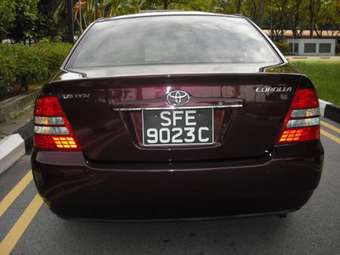 2004 Toyota Corolla Pictures