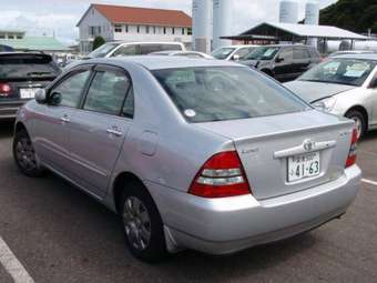 2004 Toyota Corolla Photos