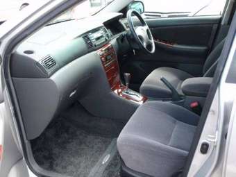 2004 Toyota Corolla Photos