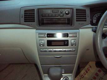 2004 Toyota Corolla Photos