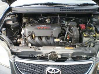 2004 Toyota Corolla Photos