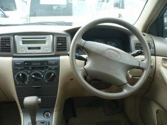 2004 Toyota Corolla Photos