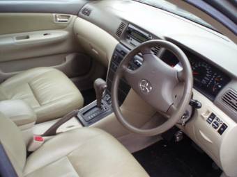 2004 Toyota Corolla Pics