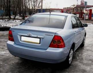 2004 Toyota Corolla Photos