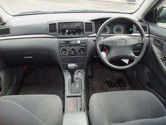 2004 Toyota Corolla Photos