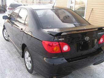 2004 Toyota Corolla Pics