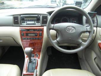 2004 Toyota Corolla Pictures