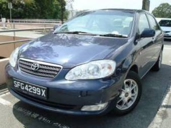 2004 Toyota Corolla Photos