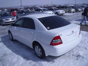 2004 Toyota Corolla Photos