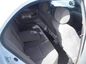 2004 Toyota Corolla Pictures
