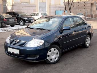 2004 Toyota Corolla Photos