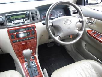 2004 Toyota Corolla Photos