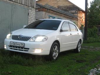 2004 Toyota Corolla Photos