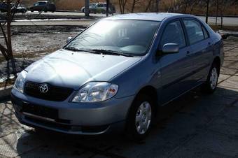 2004 Toyota Corolla Photos