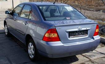 2004 Toyota Corolla Pictures