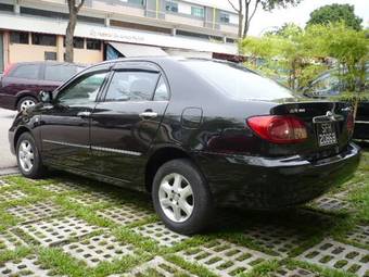 2004 Toyota Corolla Photos