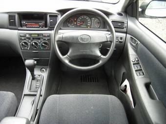 2004 Toyota Corolla Photos