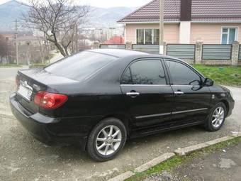 2004 Toyota Corolla Pictures