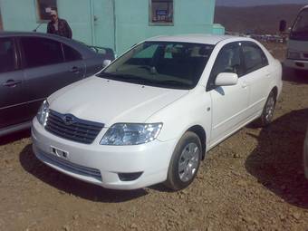 2004 Toyota Corolla Photos