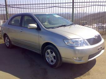 2004 Toyota Corolla Photos