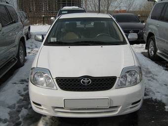 2004 Toyota Corolla Pictures