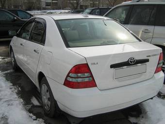 2004 Toyota Corolla Pictures