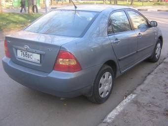 2004 Toyota Corolla Photos